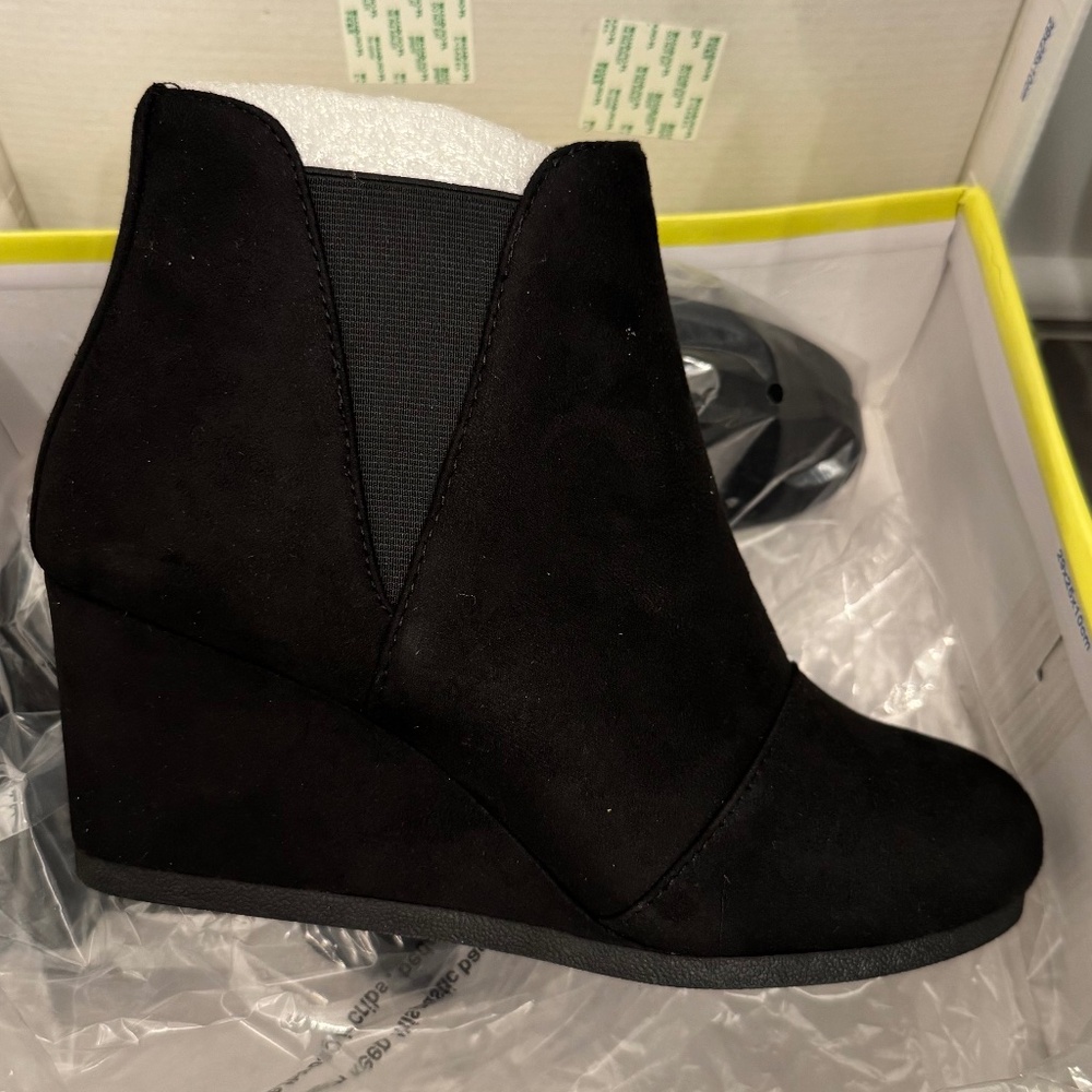 Women’s Booties